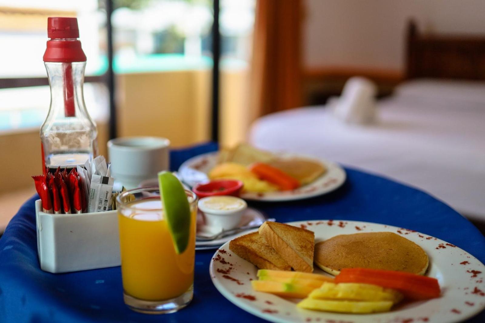 Hotel Vista Caribe 5Ta Av A 5 Pasos De La Playa Playa del Carmen Dış mekan fotoğraf