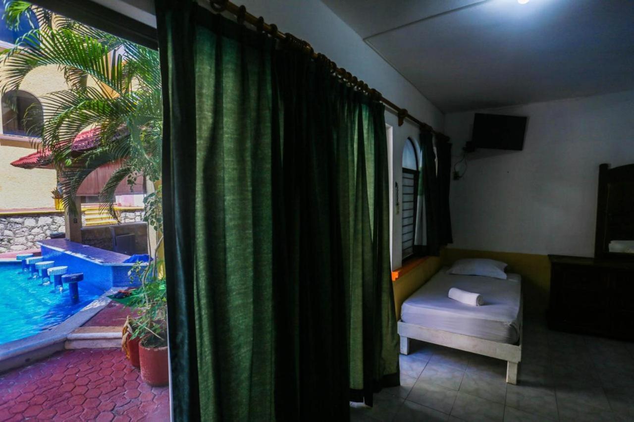 Hotel Vista Caribe 5Ta Av A 5 Pasos De La Playa Playa del Carmen Dış mekan fotoğraf