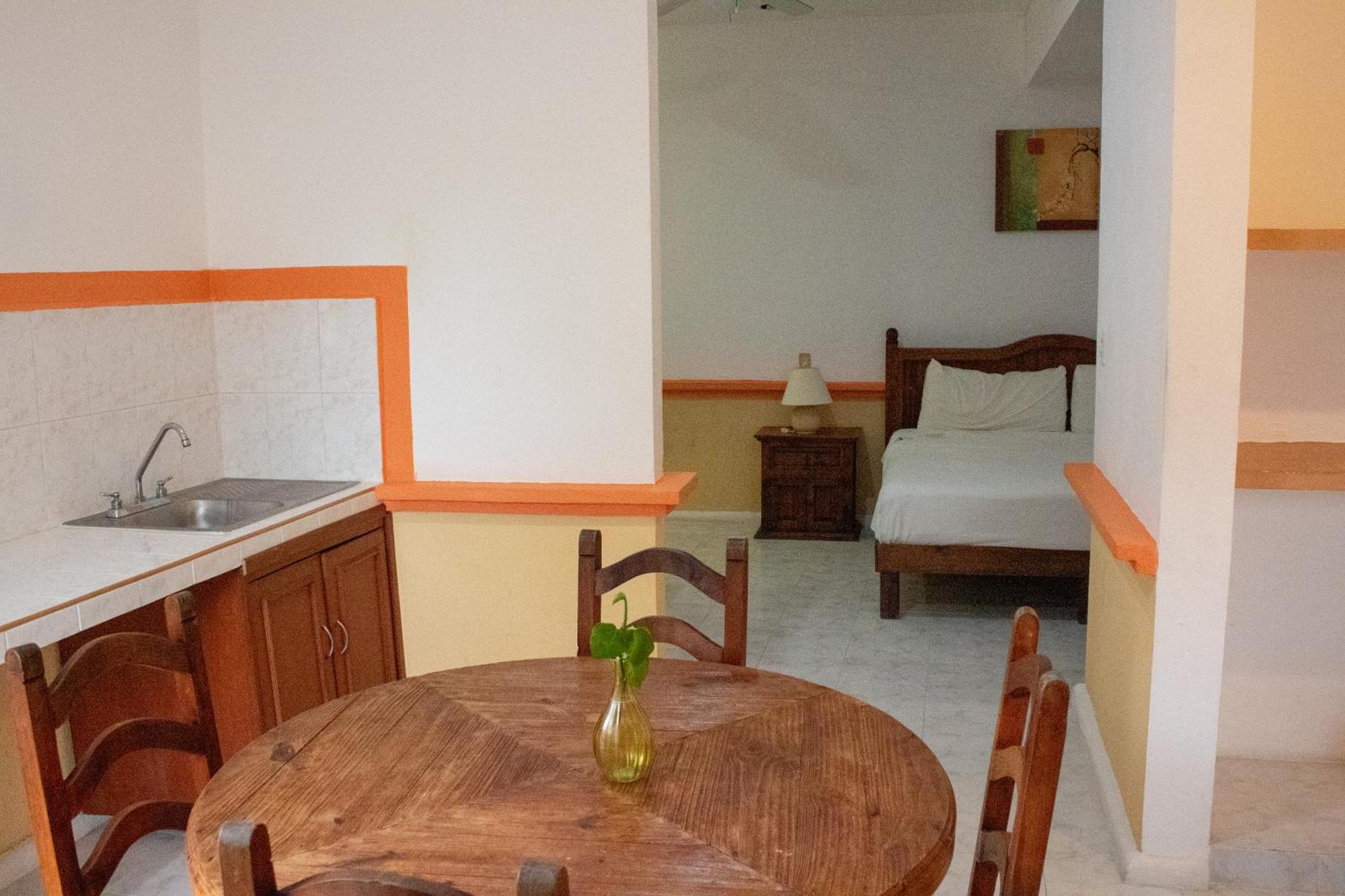 Hotel Vista Caribe 5Ta Av A 5 Pasos De La Playa Playa del Carmen Dış mekan fotoğraf