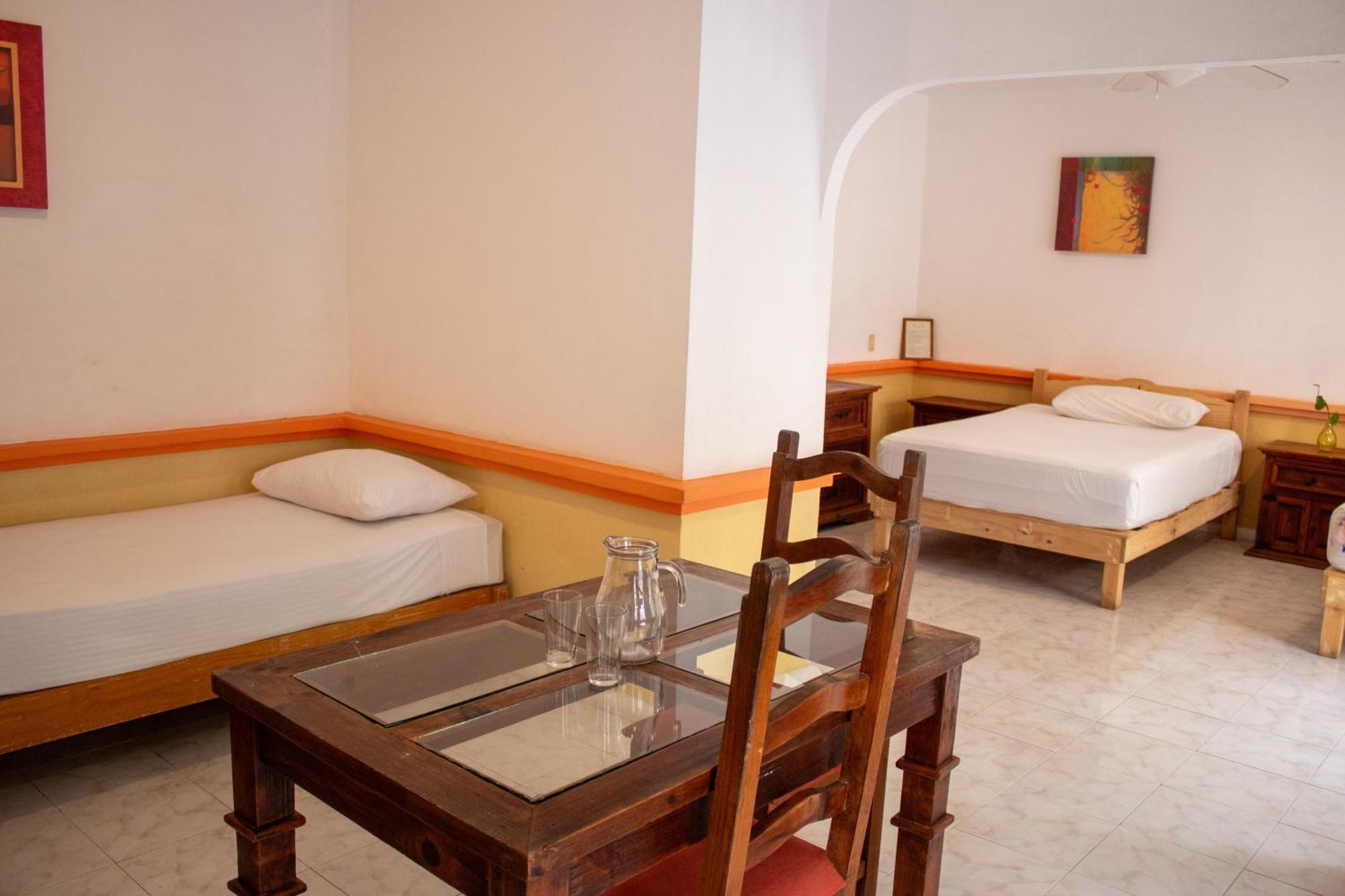 Hotel Vista Caribe 5Ta Av A 5 Pasos De La Playa Playa del Carmen Dış mekan fotoğraf