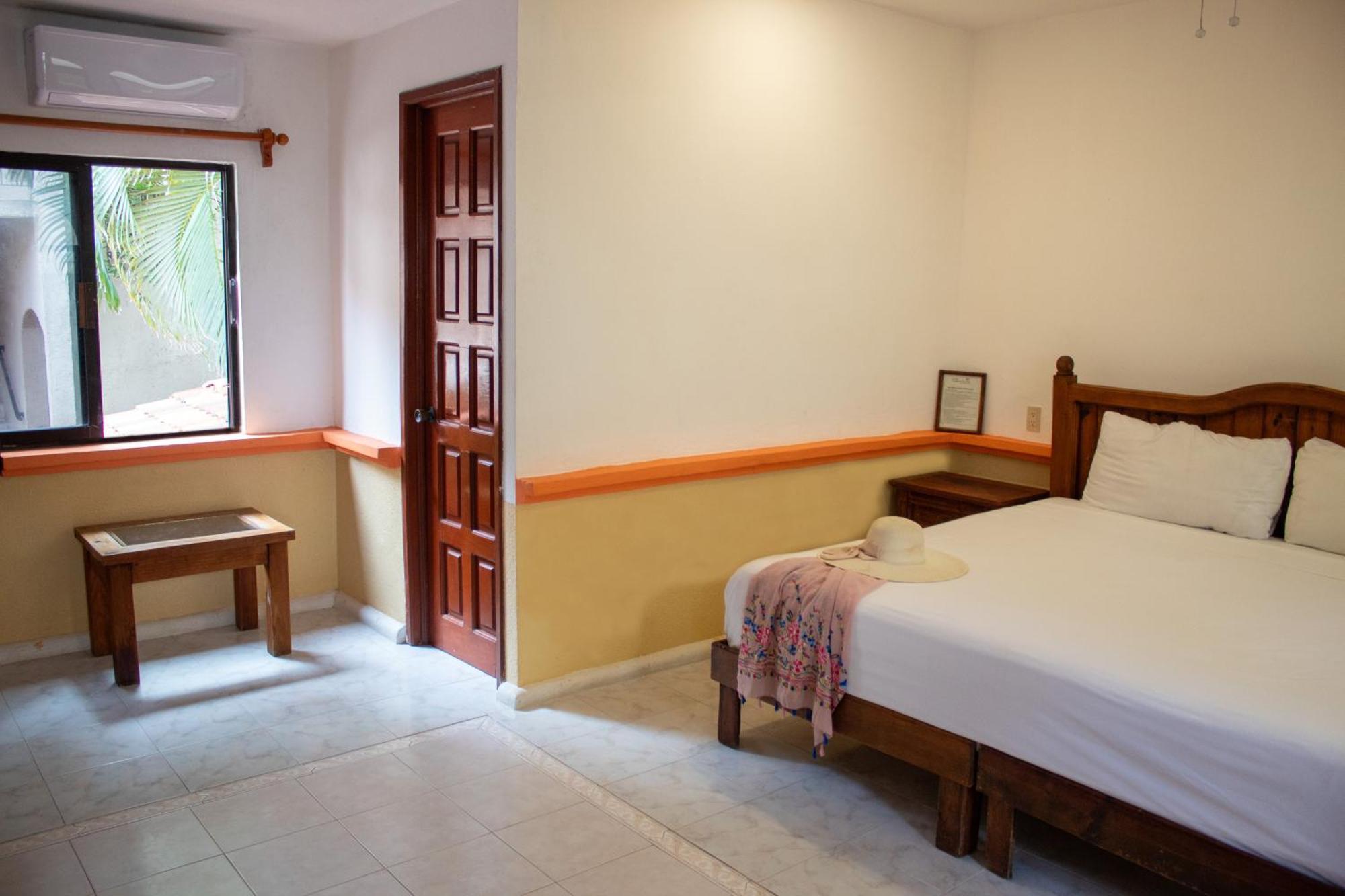 Hotel Vista Caribe 5Ta Av A 5 Pasos De La Playa Playa del Carmen Dış mekan fotoğraf