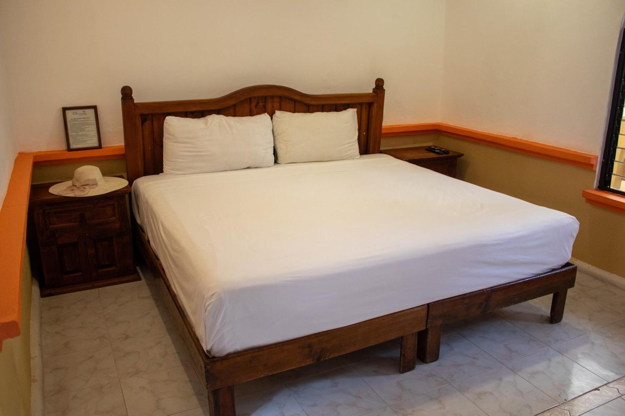 Hotel Vista Caribe 5Ta Av A 5 Pasos De La Playa Playa del Carmen Dış mekan fotoğraf