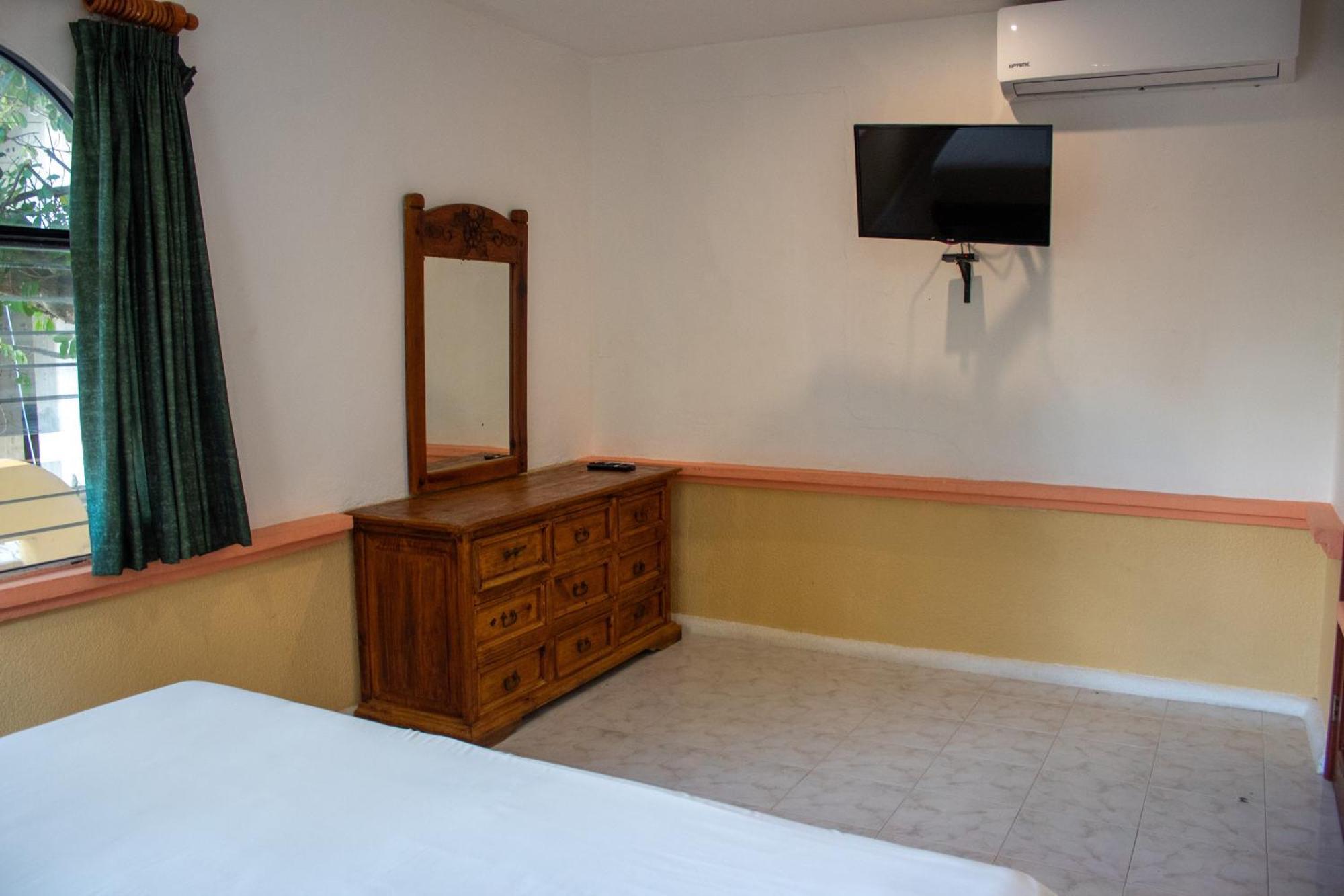 Hotel Vista Caribe 5Ta Av A 5 Pasos De La Playa Playa del Carmen Dış mekan fotoğraf