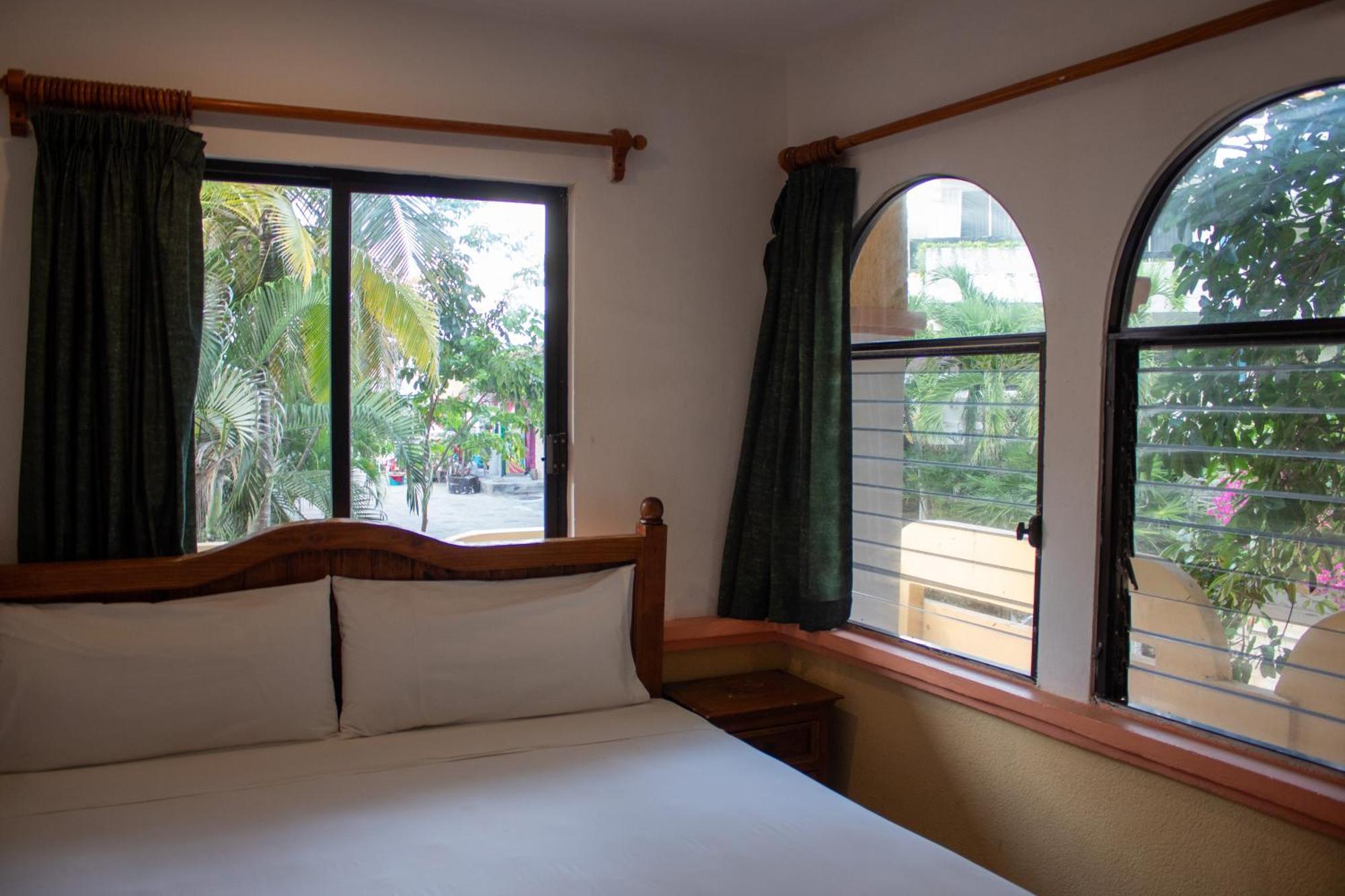 Hotel Vista Caribe 5Ta Av A 5 Pasos De La Playa Playa del Carmen Dış mekan fotoğraf