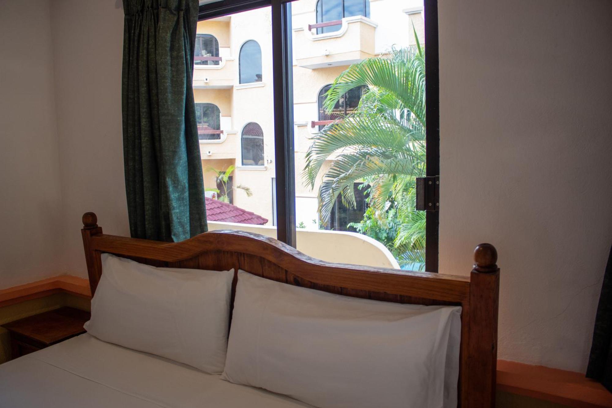 Hotel Vista Caribe 5Ta Av A 5 Pasos De La Playa Playa del Carmen Dış mekan fotoğraf