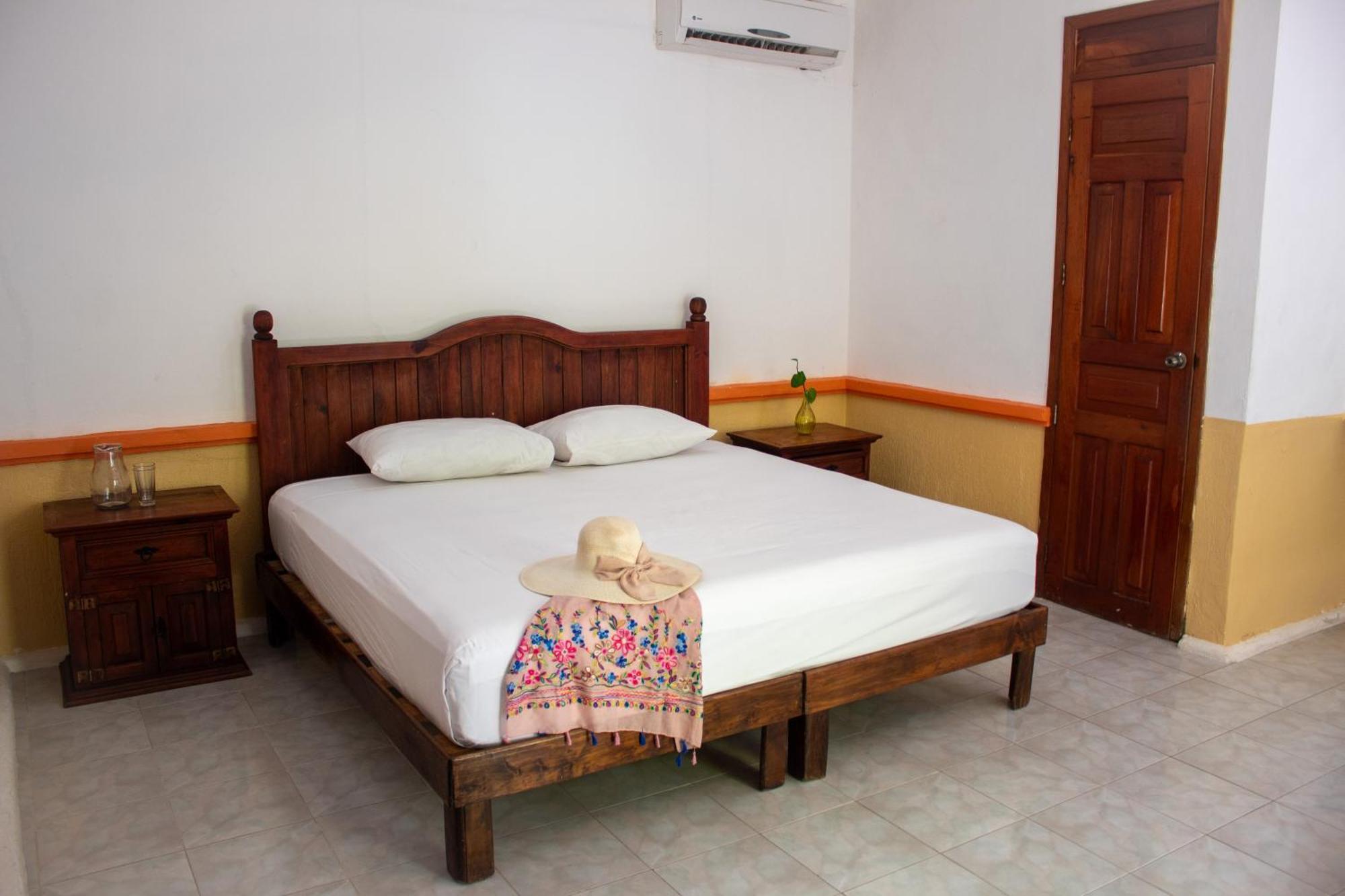 Hotel Vista Caribe 5Ta Av A 5 Pasos De La Playa Playa del Carmen Dış mekan fotoğraf