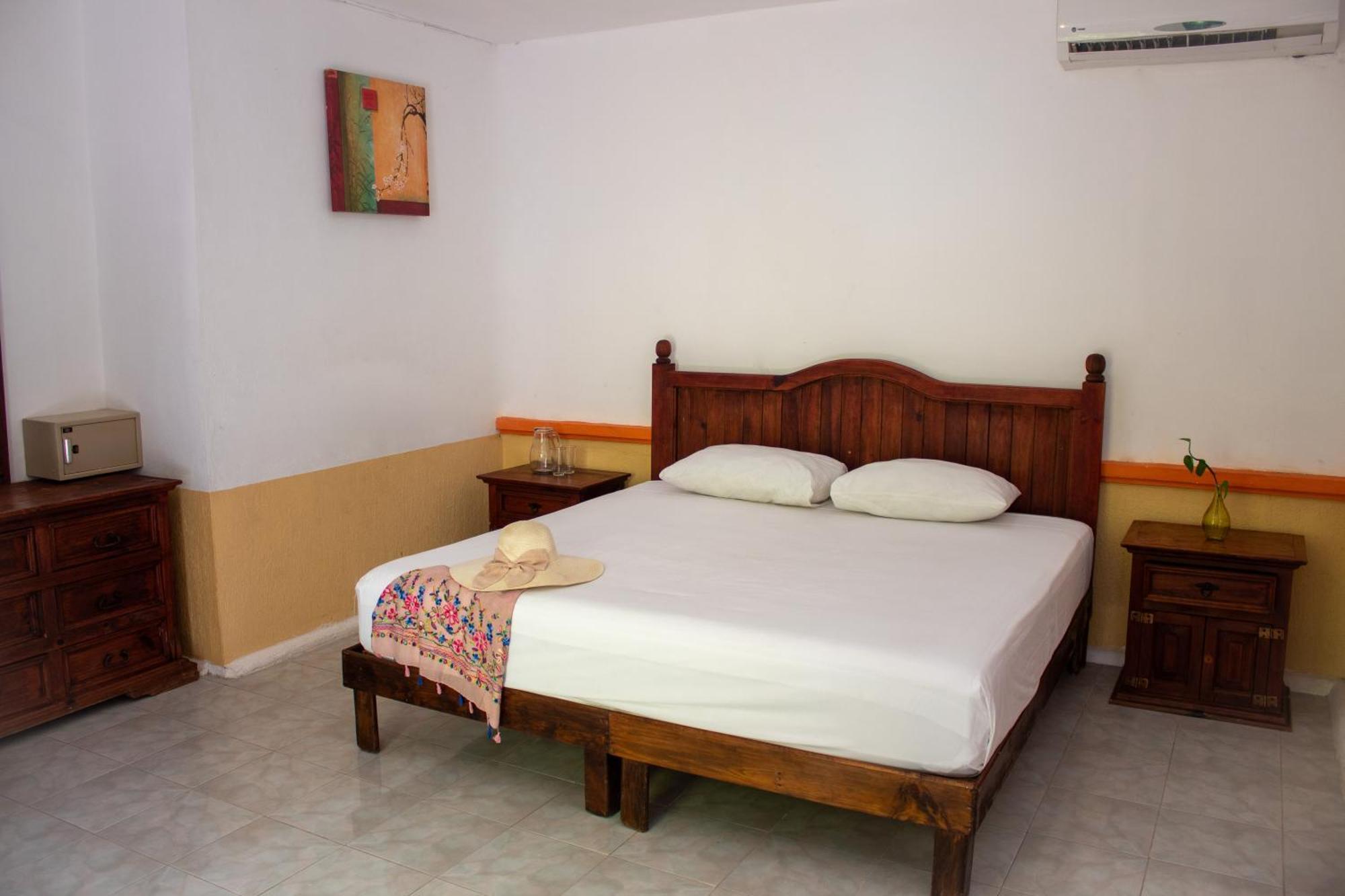 Hotel Vista Caribe 5Ta Av A 5 Pasos De La Playa Playa del Carmen Dış mekan fotoğraf