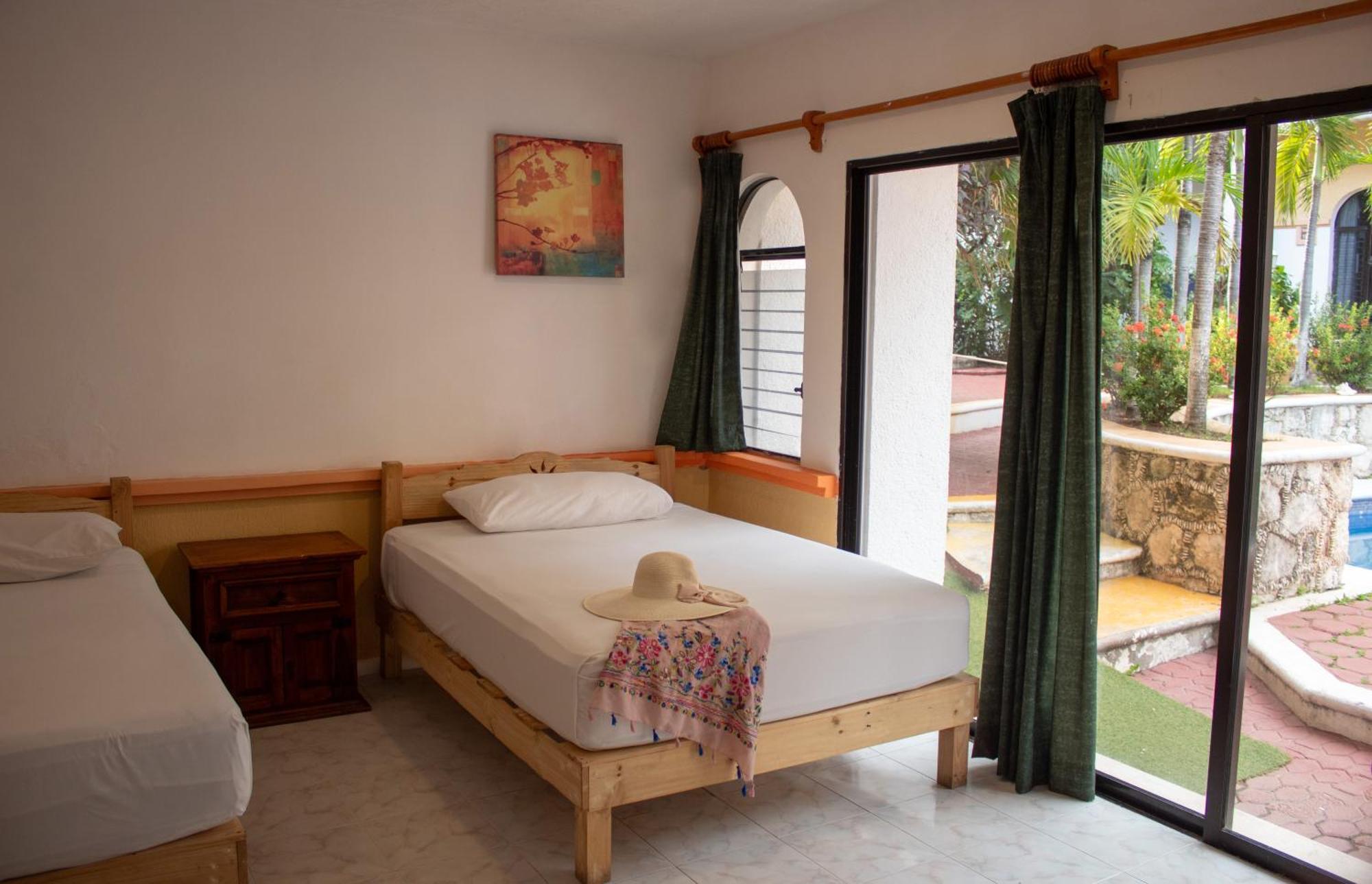 Hotel Vista Caribe 5Ta Av A 5 Pasos De La Playa Playa del Carmen Dış mekan fotoğraf